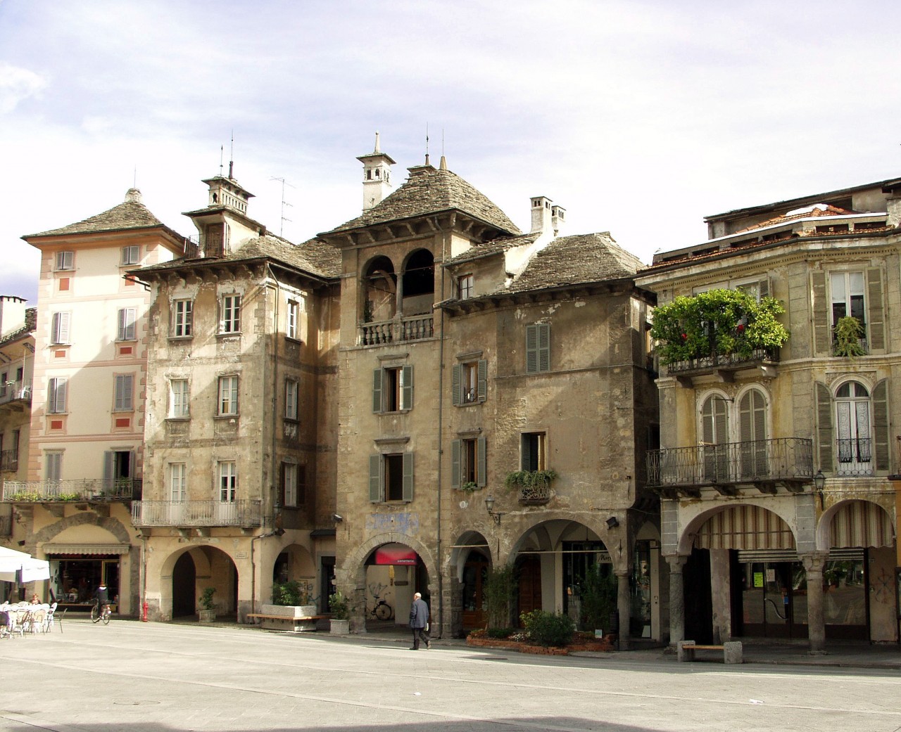 Domodossola_centro_storic_20170725-130138_1