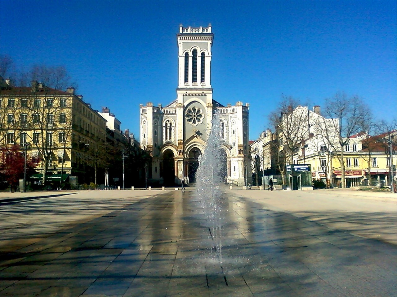 St. Etienne, da città industriale a capitale dell'arte e del Desingn